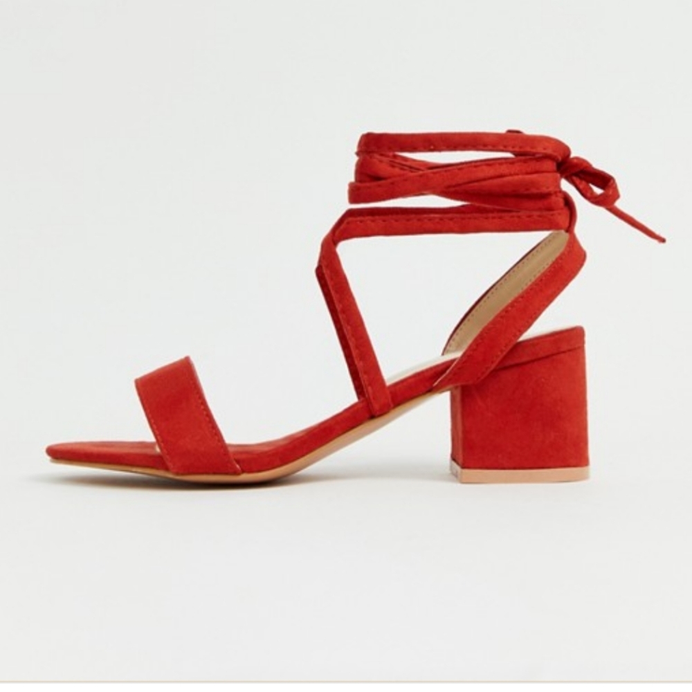 Heels size "9"